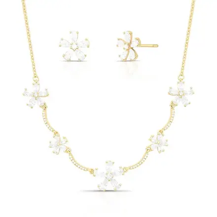 Conjunto Brinco e Colar de Flor em Cristais de Gota